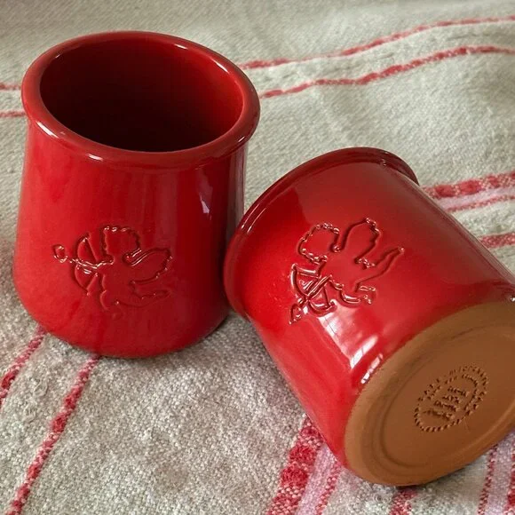 (2) La Fermière Yogurt Pots ~ Valentine Red & Cupids ❤️ -- Cleaned Rims! {lot 2} - Picture 2 of 6